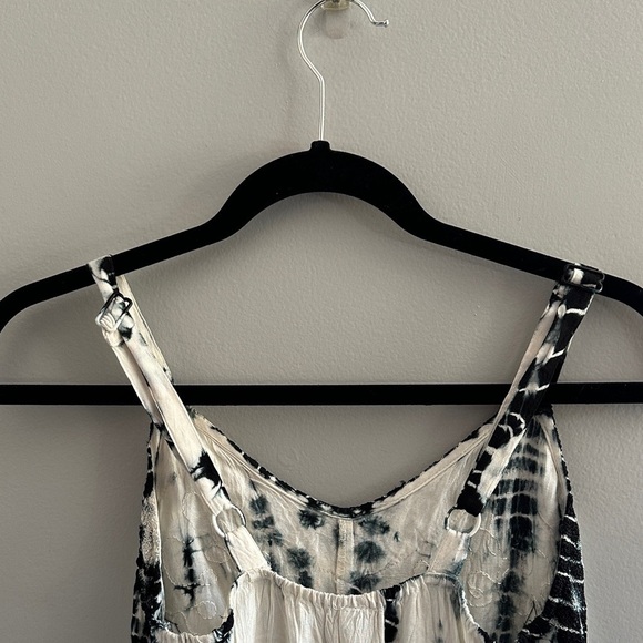 RAGA Black and White Tie-Dye Romper - Picture 8 of 8